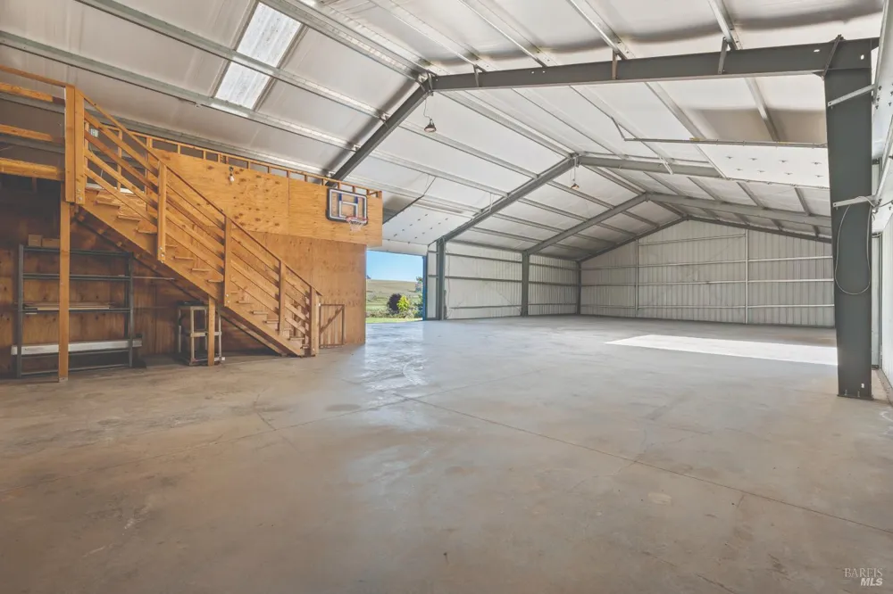 6370 Bloomfield Road Petaluma, CA 94952