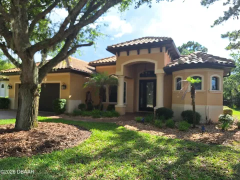 29 Lakewalk Drive