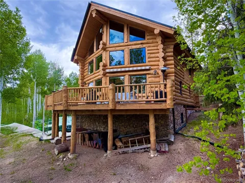834 Lodge Pole Drive