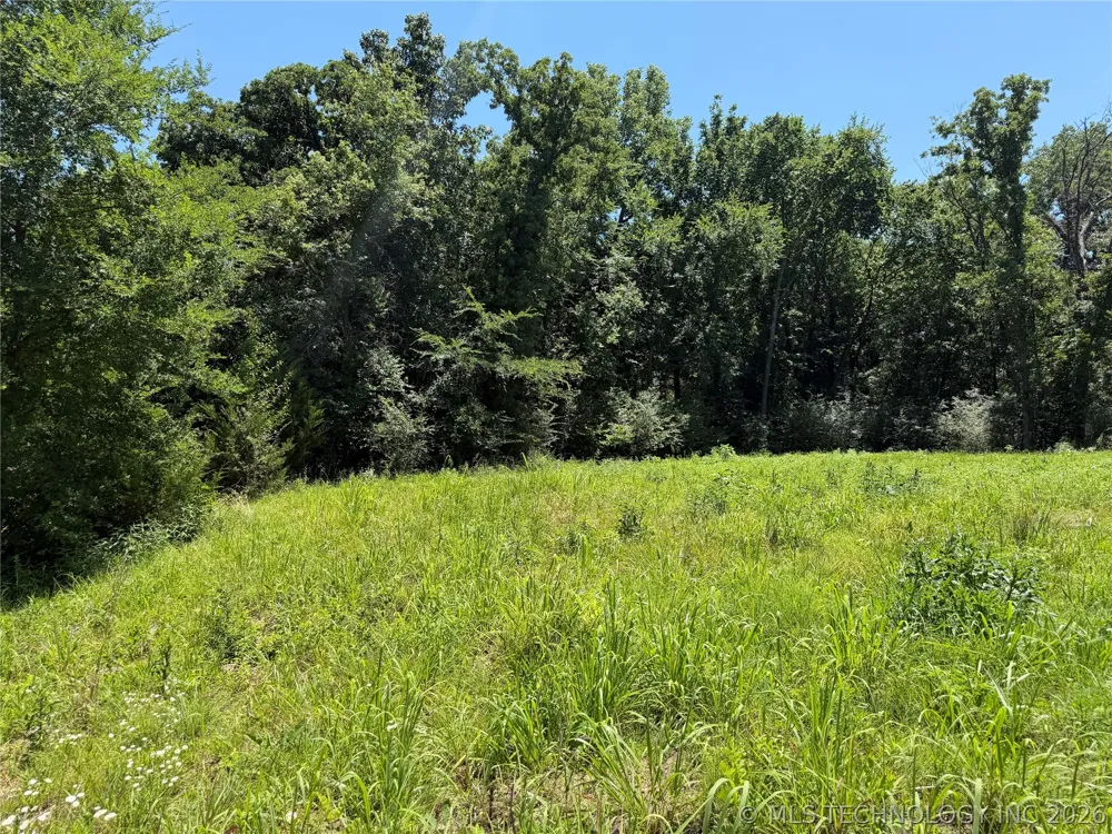 Lakeshore Drive Okmulgee, OK 74447
