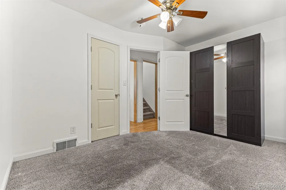 450 Denwood Street Dearborn City, MI 48128