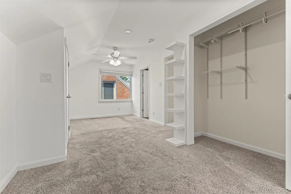450 Denwood Street Dearborn City, MI 48128