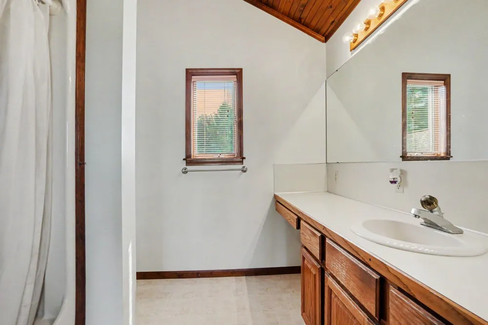2861 W Polk Road Hart Township, MI 49420
