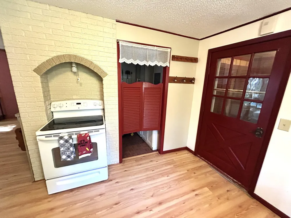 13076 Pine Vista Drive Gonvick, MN 56644