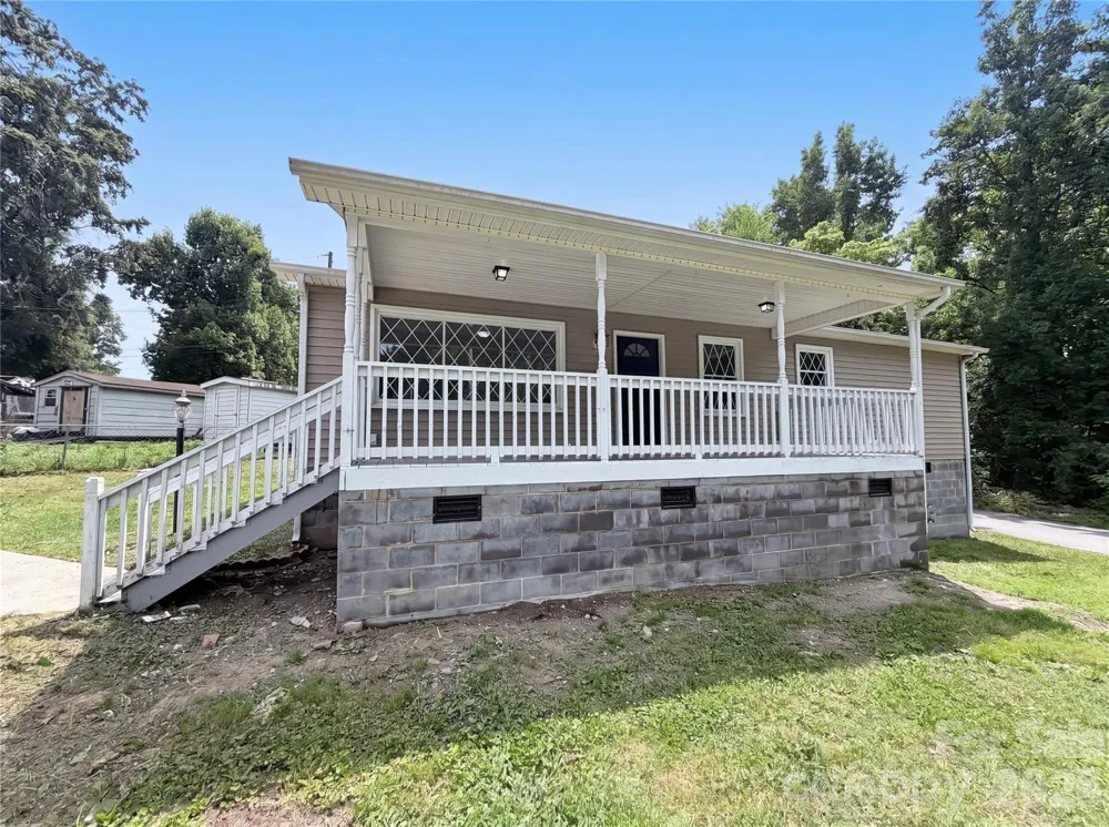 313 Black Street Cherryville, NC 28021