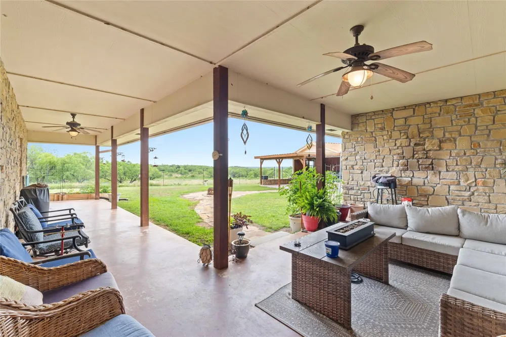 1797 FM 1026 Coleman, TX 76834