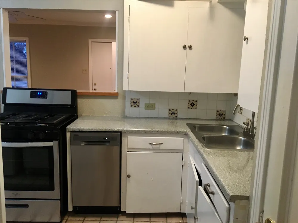 5104 Hall Street Dallas, TX 75235
