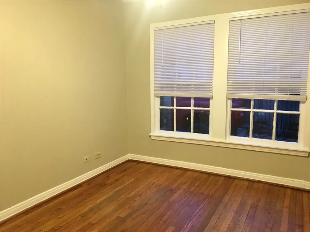 5104 Hall Street Dallas, TX 75235