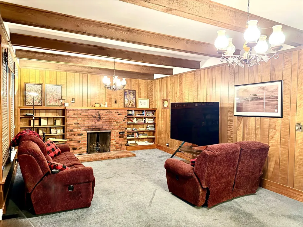 607 W Fox Street Caldwell, TX 77836