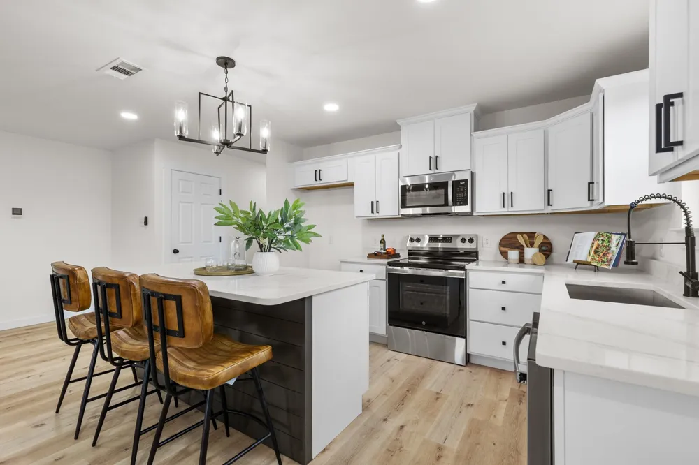 516 Paso Fino Street #101 Robinson, TX 76706