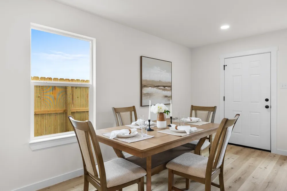 516 Paso Fino Street #101 Robinson, TX 76706