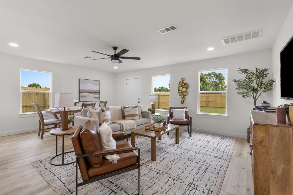 516 Paso Fino Street #101 Robinson, TX 76706