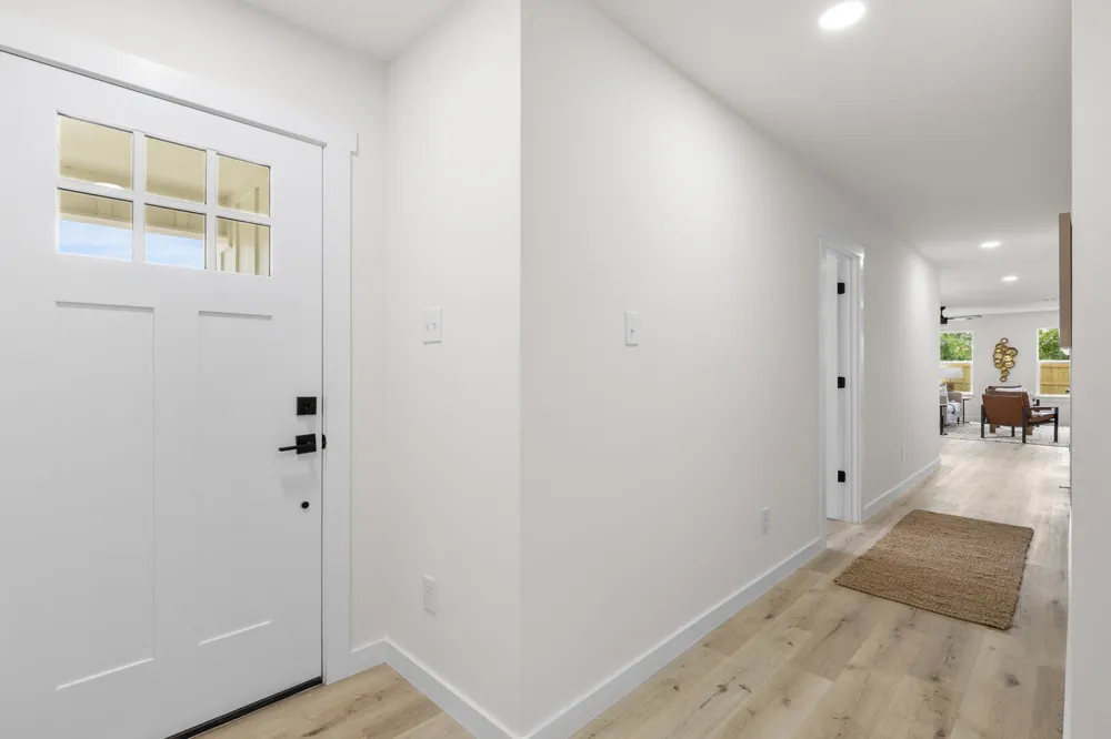 516 Paso Fino Street #101 Robinson, TX 76706