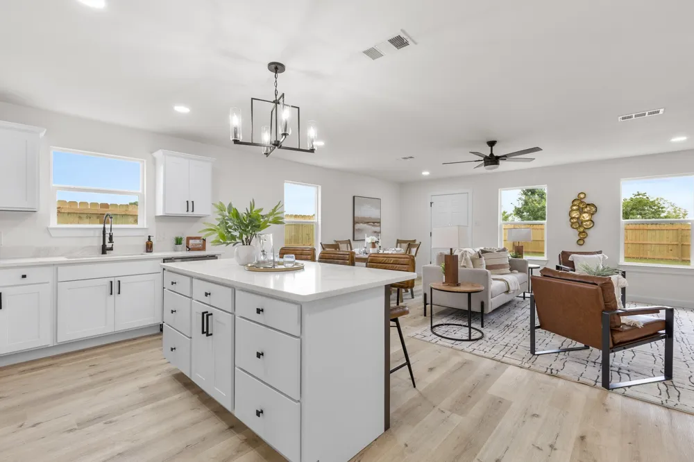 516 Paso Fino Street #101 Robinson, TX 76706