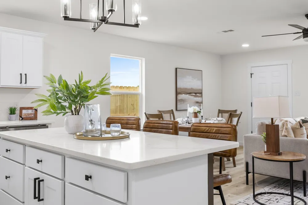 516 Paso Fino Street #101 Robinson, TX 76706