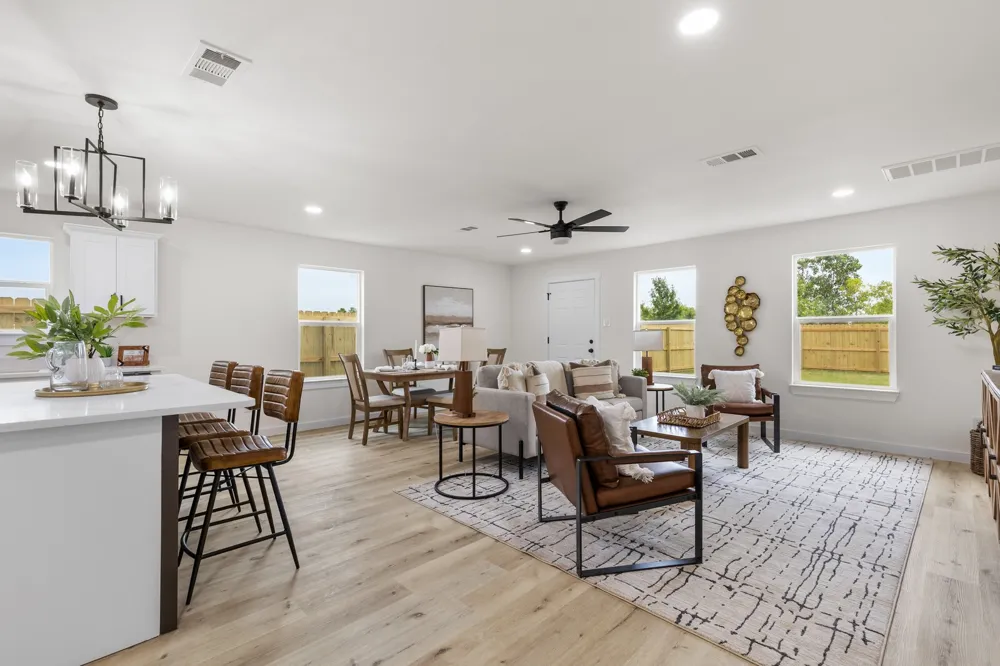 516 Paso Fino Street #101 Robinson, TX 76706