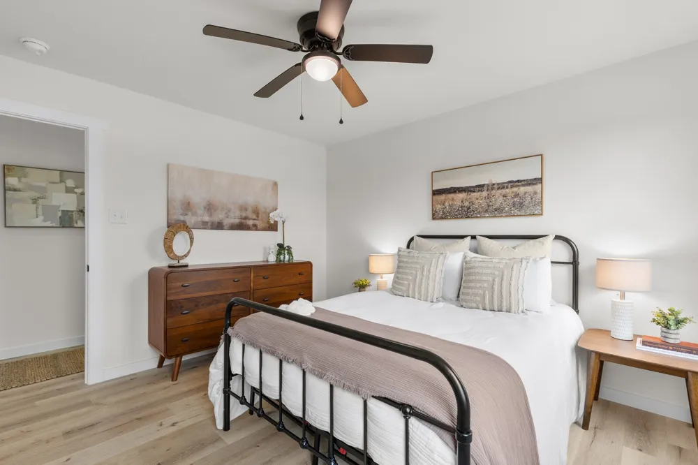 516 Paso Fino Street #101 Robinson, TX 76706