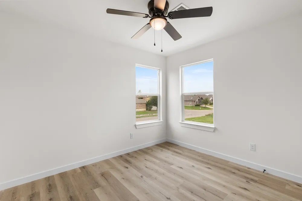 516 Paso Fino Street #101 Robinson, TX 76706