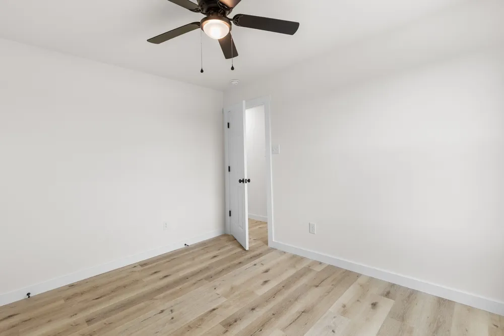 516 Paso Fino Street #101 Robinson, TX 76706