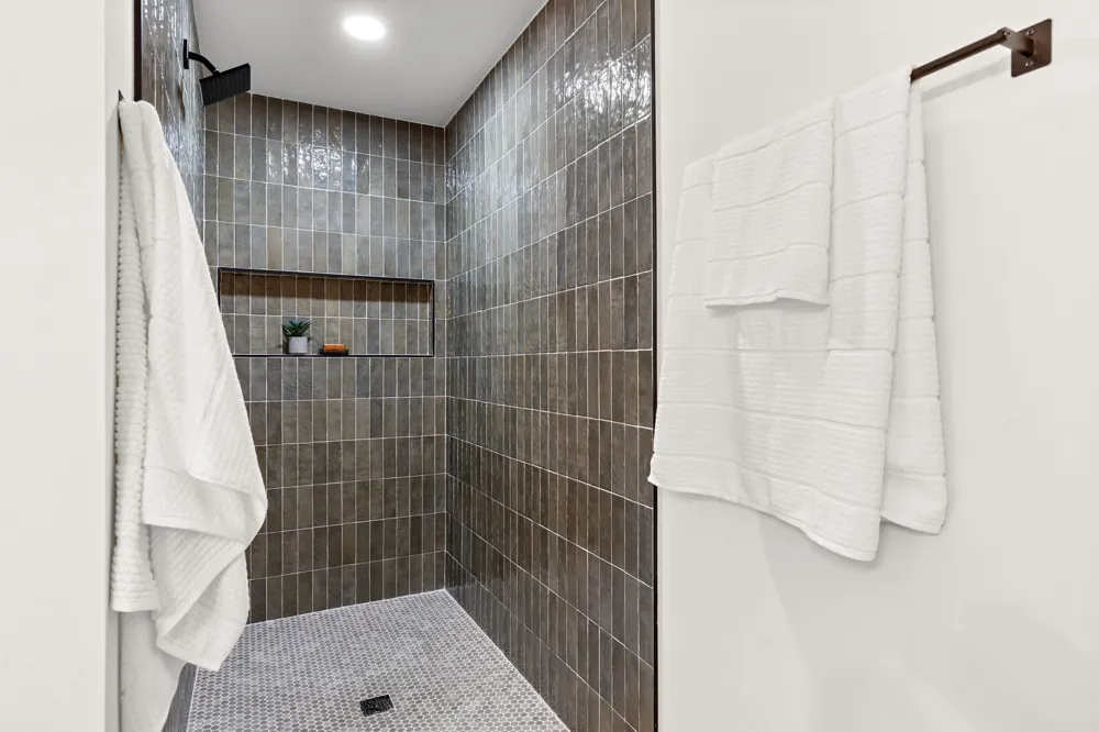 516 Paso Fino Street #102 Robinson, TX 76706