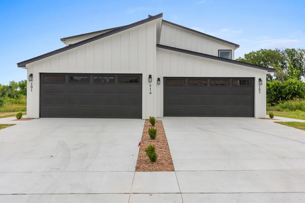 516 Paso Fino Street #102 Robinson, TX 76706