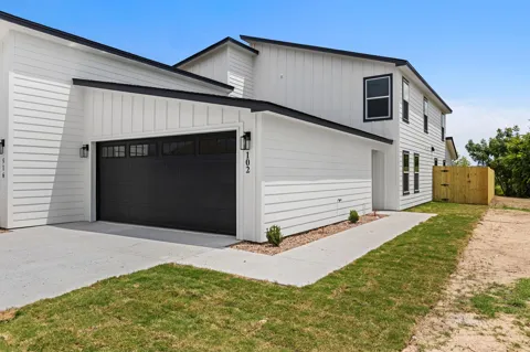 516 Paso Fino Street #102