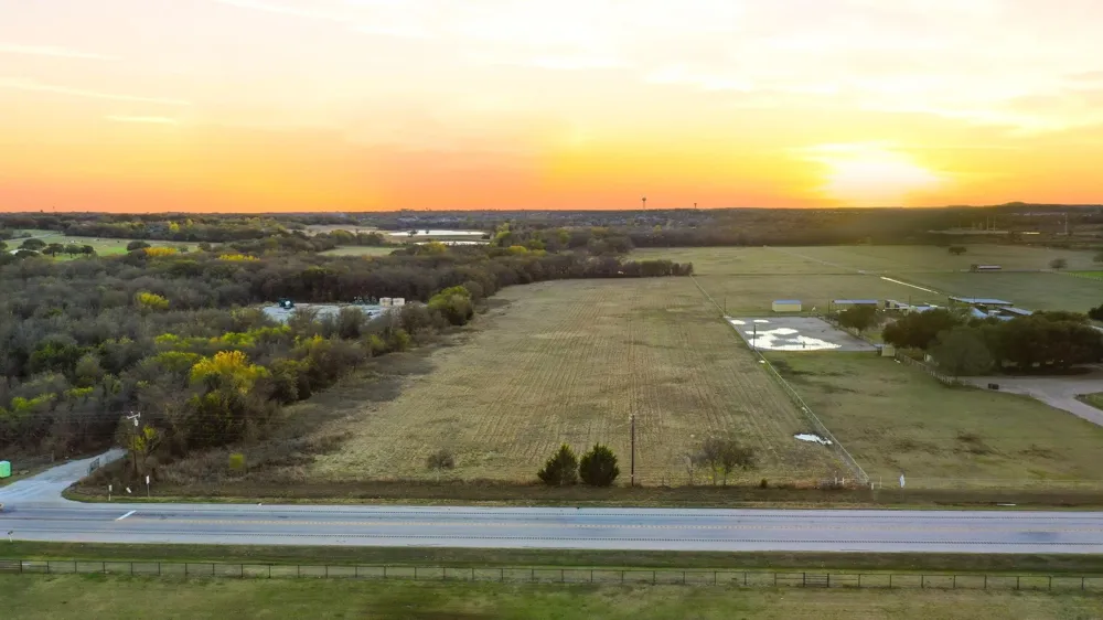 1826 Fm 731 Burleson, TX 76028