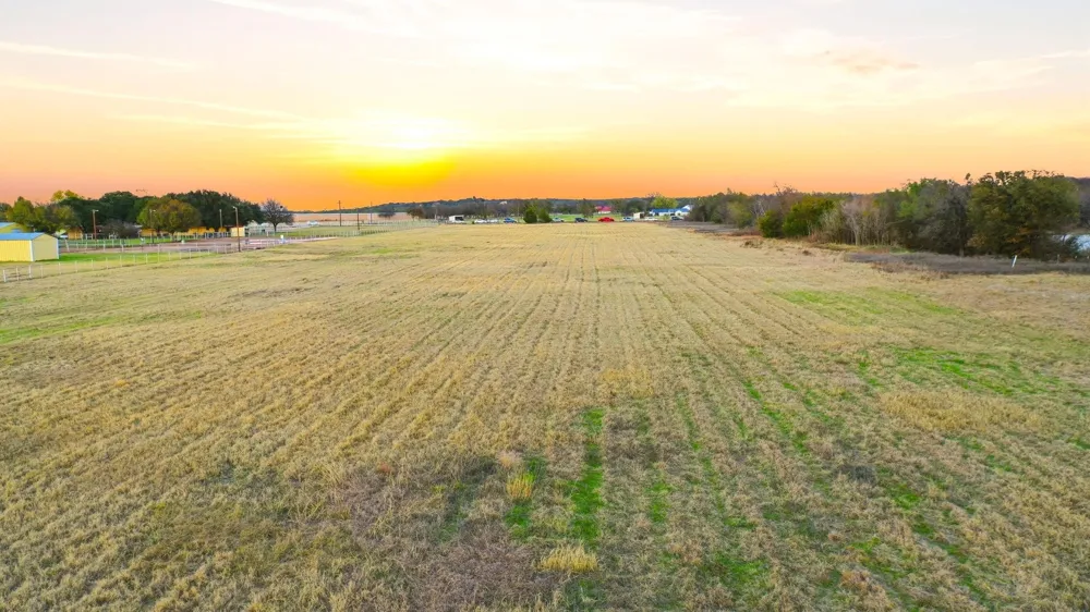 1826 Fm 731 Burleson, TX 76028