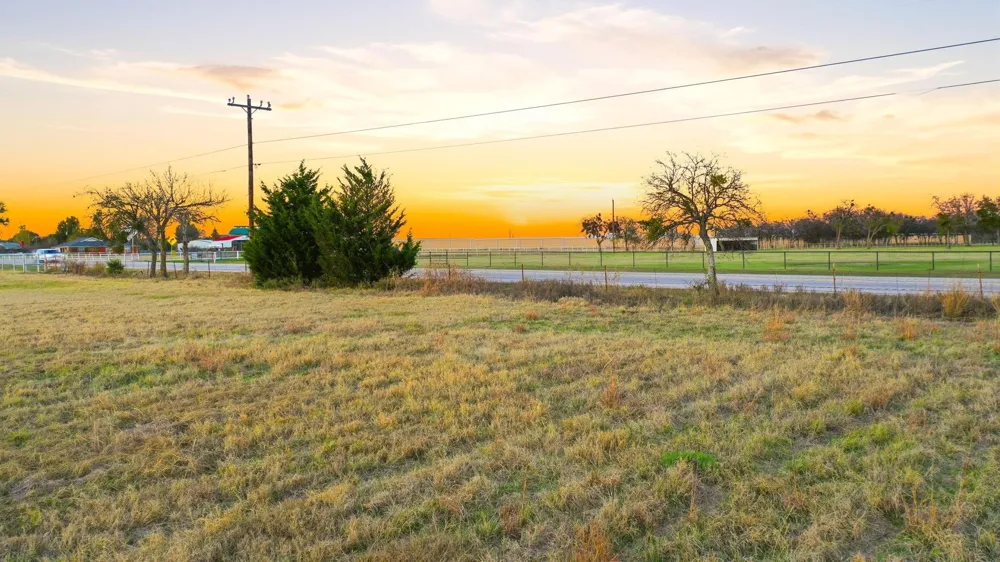 1826 Fm 731 Burleson, TX 76028