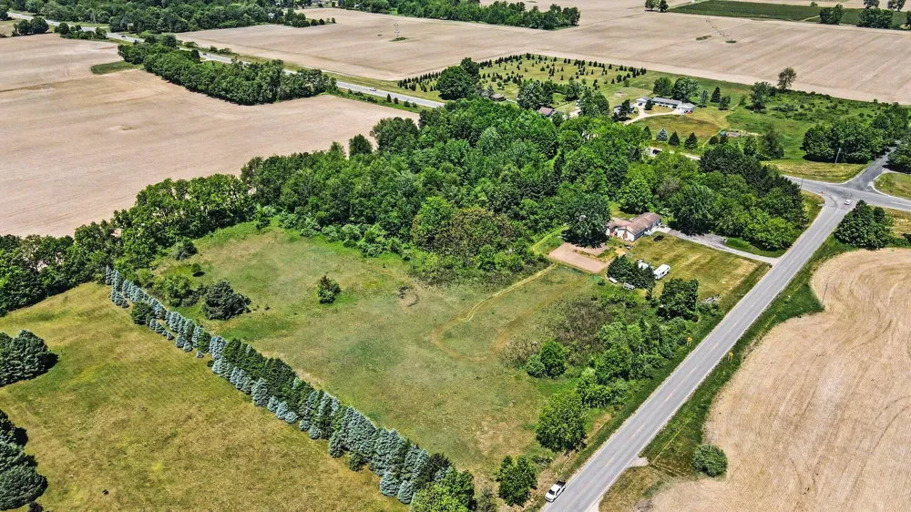 30083 M-43 Paw Paw, MI 49079