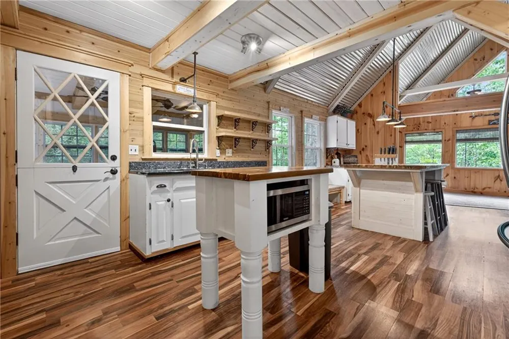 113 Lucerne Place Sautee Nacoochee, GA 30571