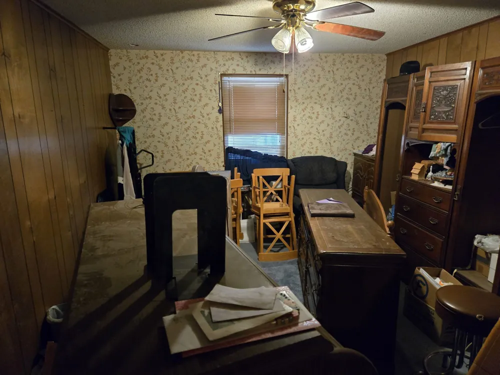 200 SE Avenue F Childress, TX 79201