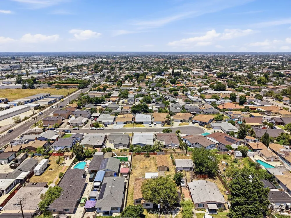 2224 Delnice Avenue El Monte, CA 91732