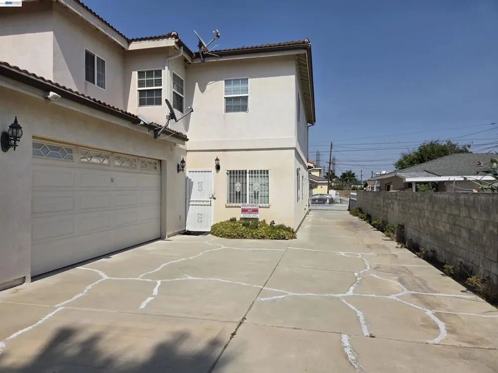 3229 Angelus Ave Rosemead, CA 91770