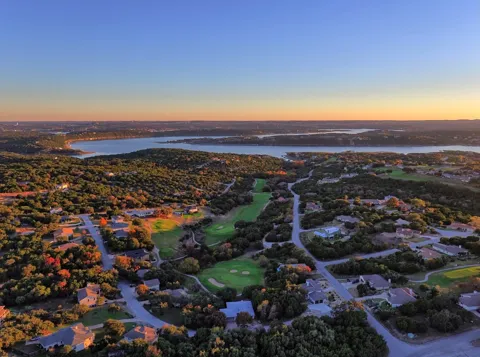 21104 Ringtail Cove
