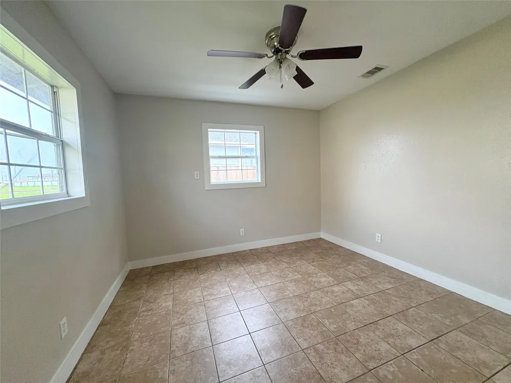 3515 5th Street Bay City, TX 77414
