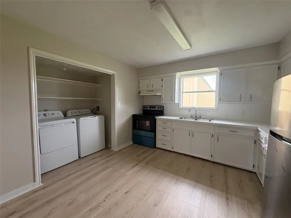 3515 5th Street Bay City, TX 77414