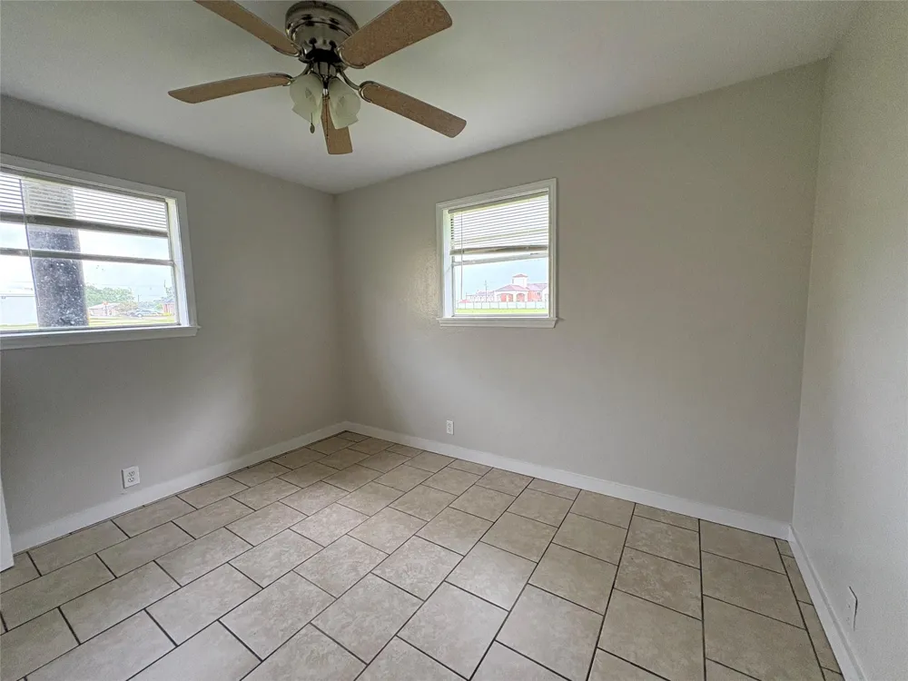 3515 5th Street Bay City, TX 77414