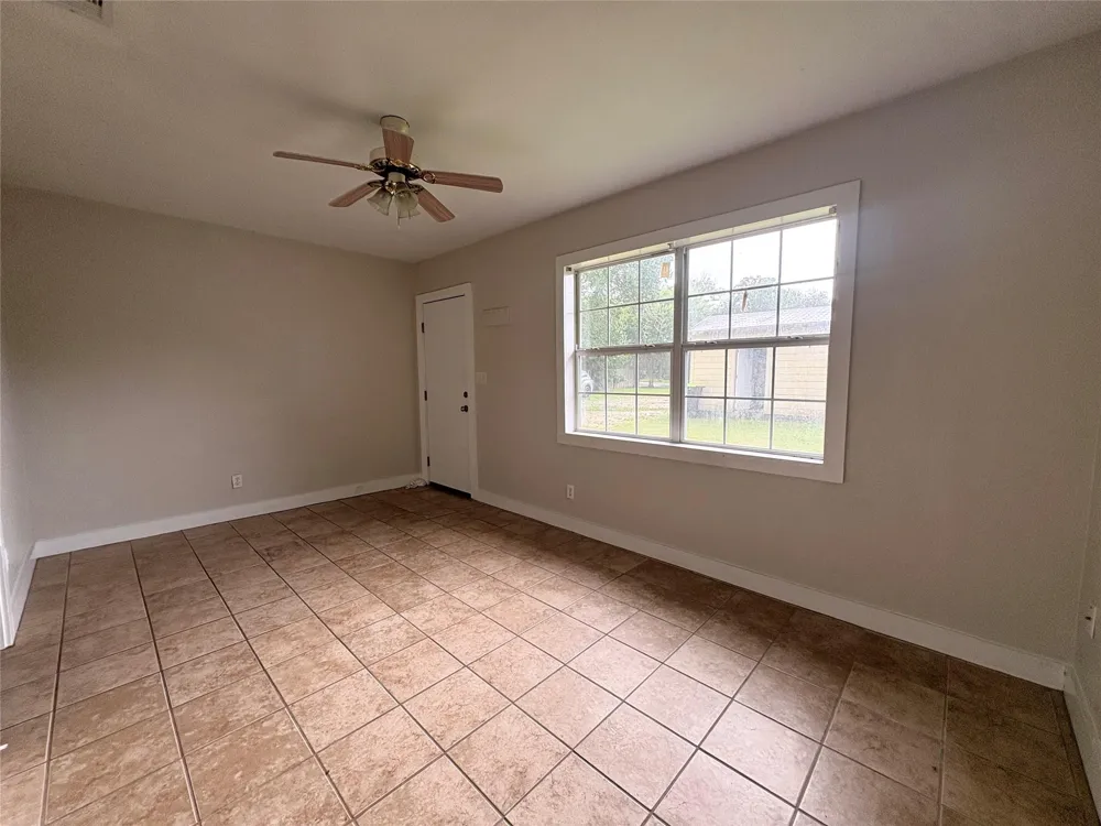 3515 5th Street Bay City, TX 77414
