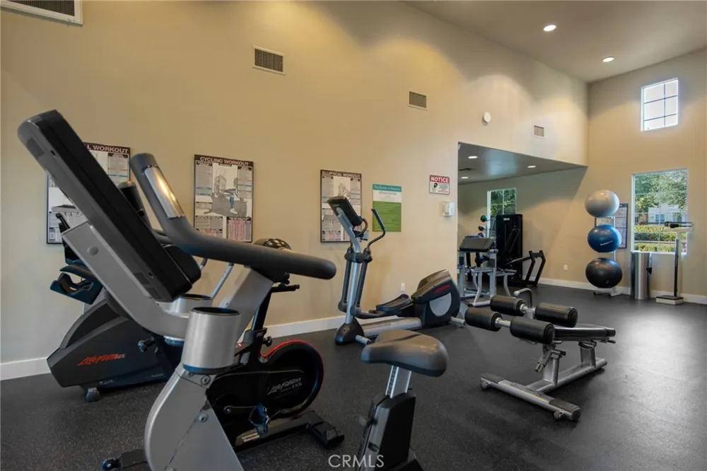 885 E Manresa Azusa, CA 91702