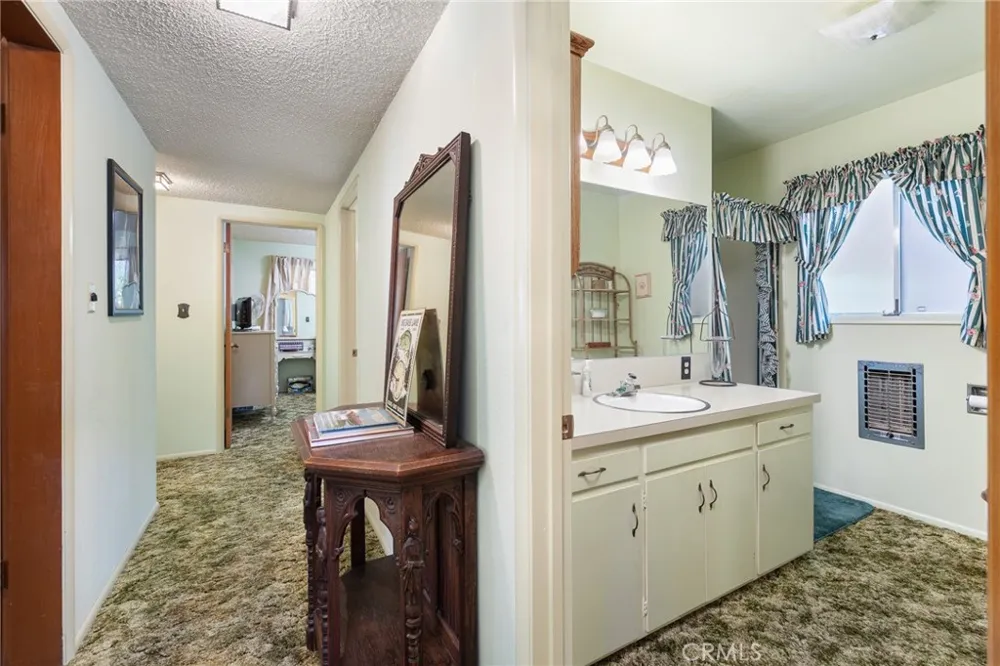 38980 Lake Point Court Bass Lake, CA 93604
