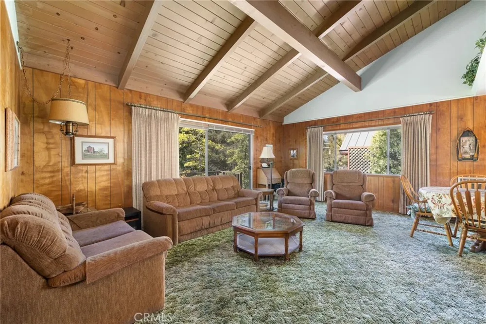 38980 Lake Point Court Bass Lake, CA 93604