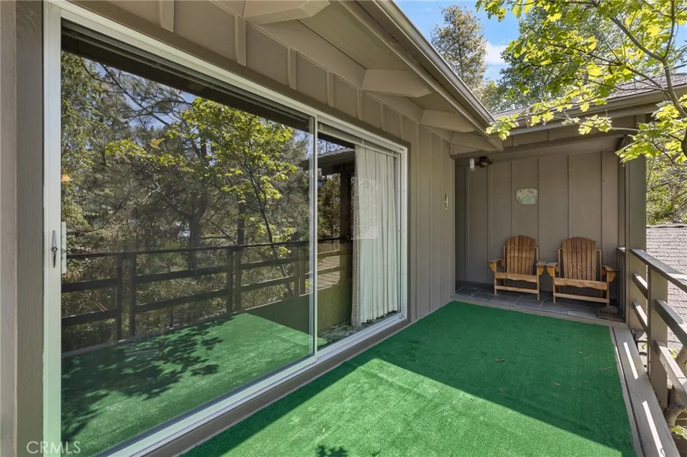 38980 Lake Point Court Bass Lake, CA 93604