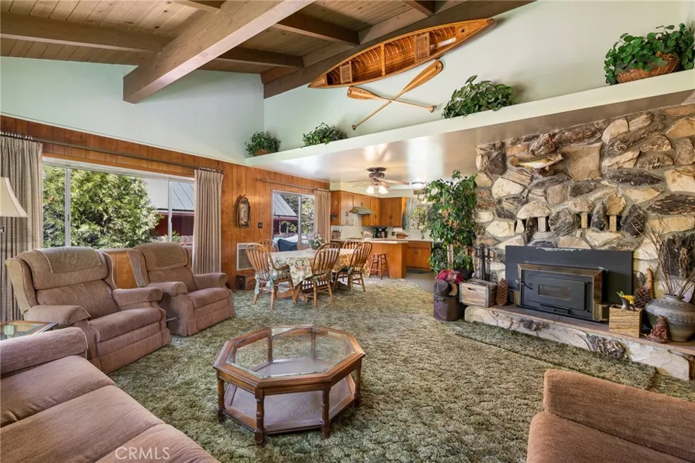 38980 Lake Point Court Bass Lake, CA 93604