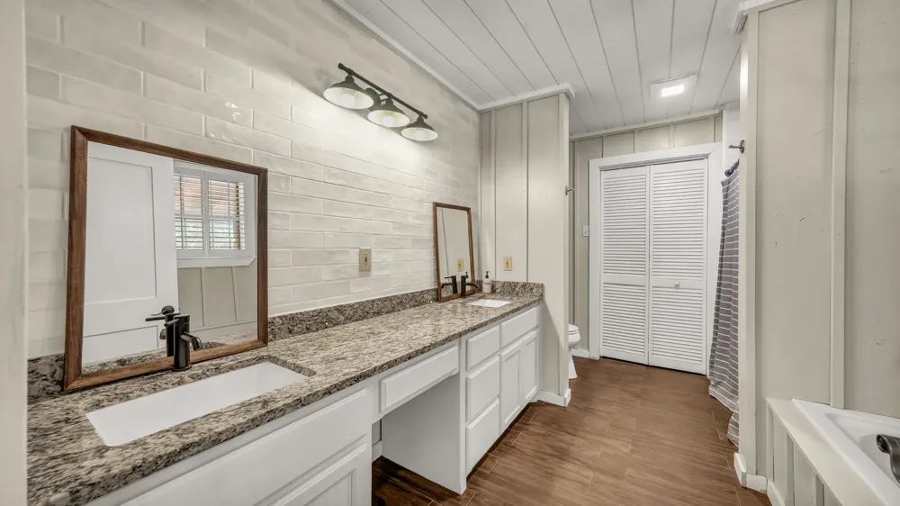 1060 Young Bend Road Brock, TX 76087