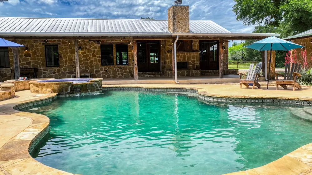 1060 Young Bend Road Brock, TX 76087