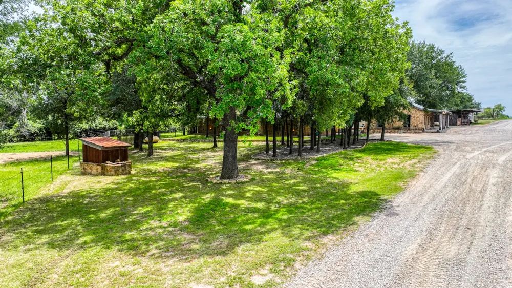 1060 Young Bend Road Brock, TX 76087