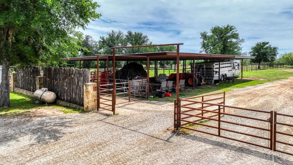 1060 Young Bend Road Brock, TX 76087