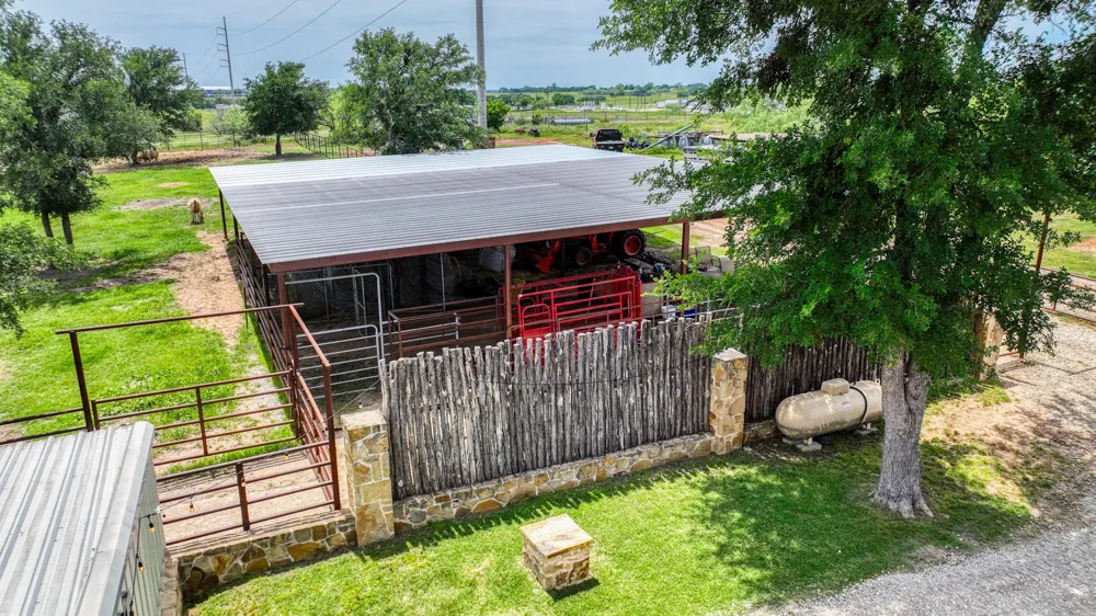 1060 Young Bend Road Brock, TX 76087