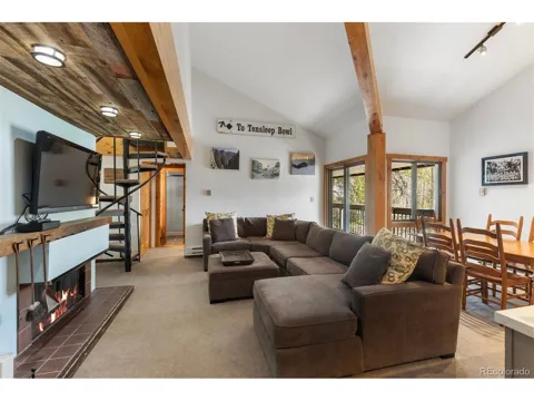 393 Wild Irishman Road #1066